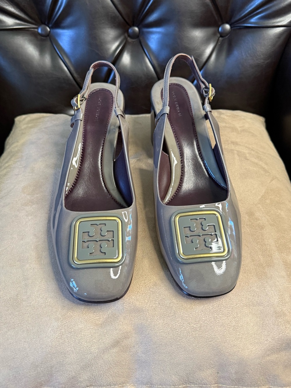 Tory Burch Taupe Patent Leather Slingback Heels with Gold Logo - Picture 13 of 15